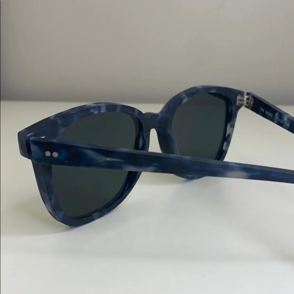 Komono Renee Sunglasses Matte Indigo Demi navy tortoise reflective